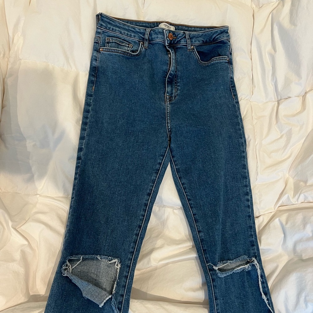 Forever 21 ripped skinny jeans size 28